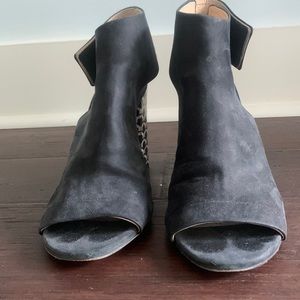 M Gemi 38.5 Funky Heel Strap Shoe